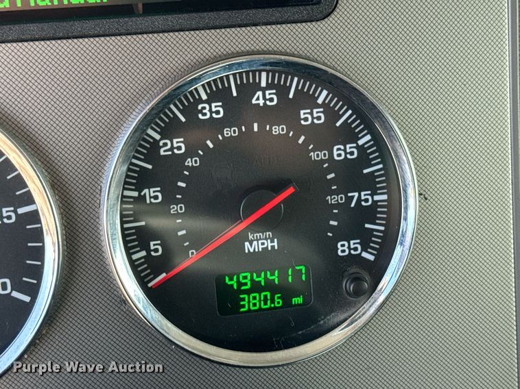 image for item EQ1475 2020 Kenworth T370 box truck