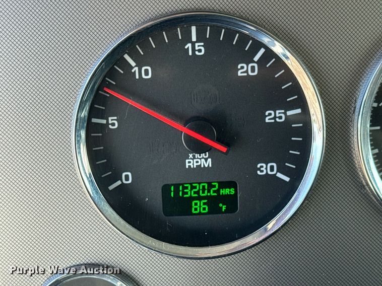 image for item EQ1475 2020 Kenworth T370 box truck