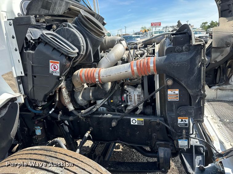 image for item EQ1475 2020 Kenworth T370 box truck