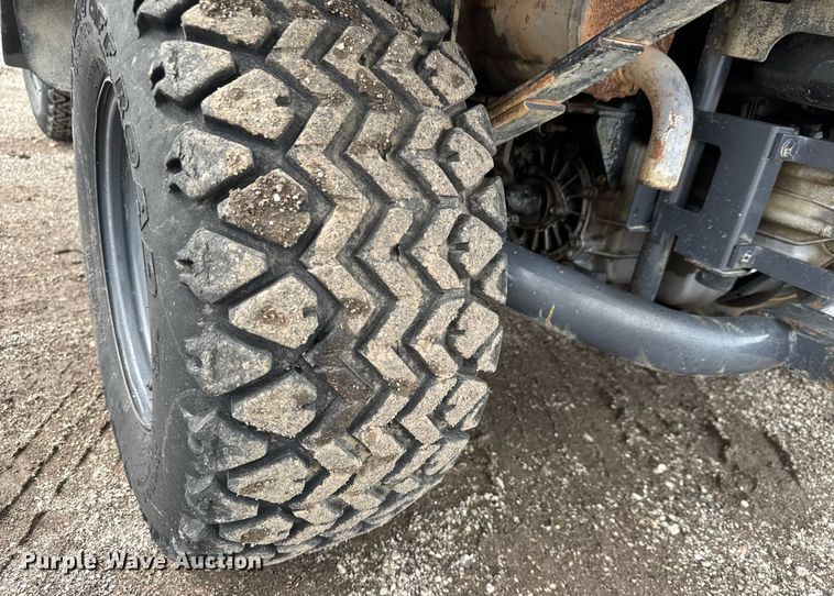 image for item EQ1476 2013 Kubota RTV900 utility vehicle