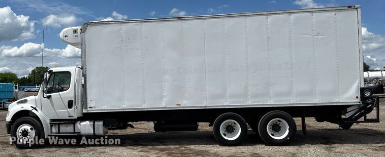image for item EQ1481 2004 Freightliner Business Class M2 refrigerated truck