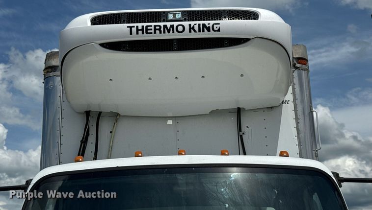 image for item EQ1481 2004 Freightliner Business Class M2 refrigerated truck