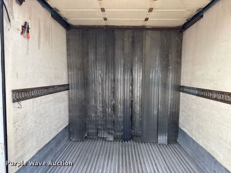 image for item EQ1481 2004 Freightliner Business Class M2 refrigerated truck