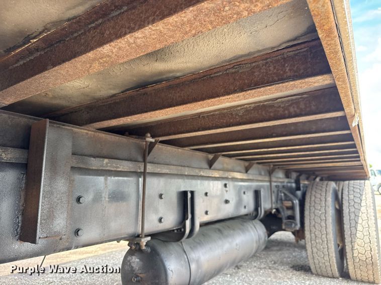 image for item EQ1481 2004 Freightliner Business Class M2 refrigerated truck