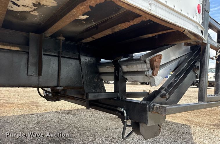 image for item EQ1481 2004 Freightliner Business Class M2 refrigerated truck