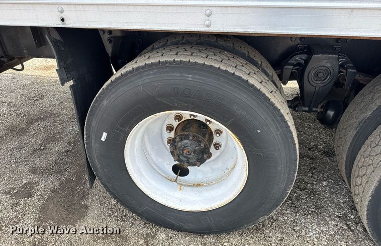 image for item EQ1481 2004 Freightliner Business Class M2 refrigerated truck