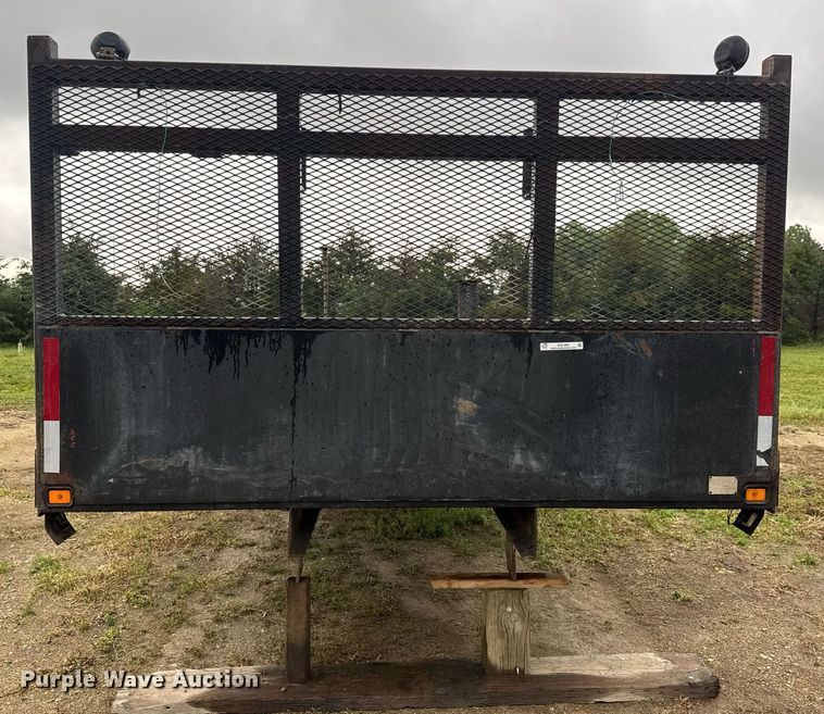 image for item EQ1485 Flatbed