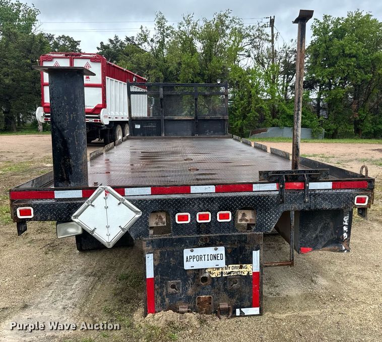 image for item EQ1485 Flatbed