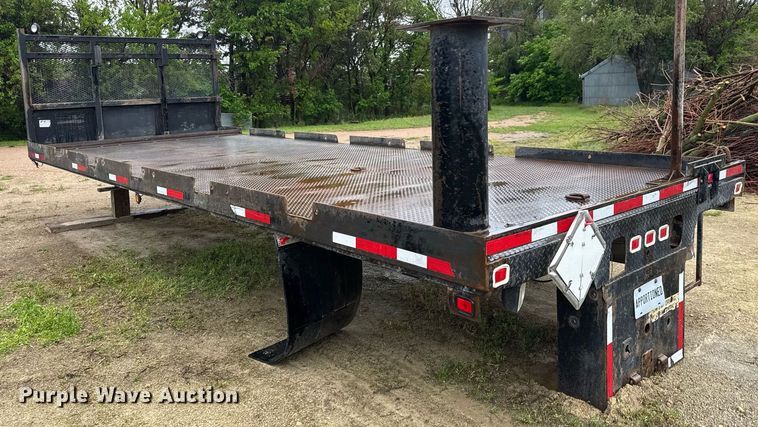 image for item EQ1485 Flatbed