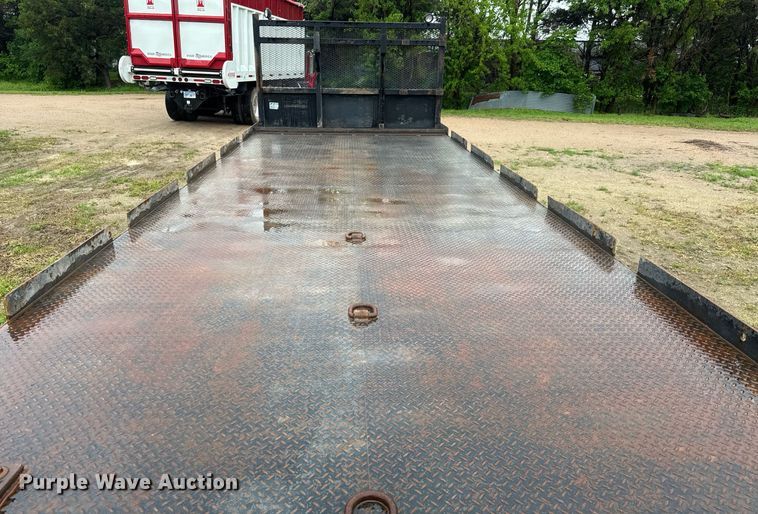 image for item EQ1485 Flatbed