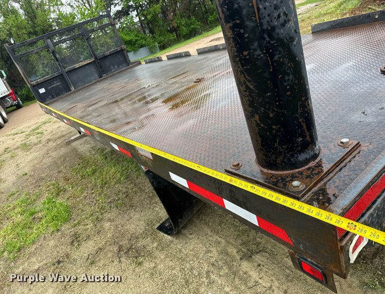 image for item EQ1485 Flatbed