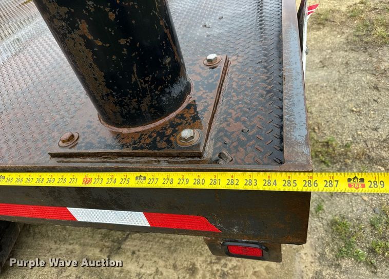 image for item EQ1485 Flatbed