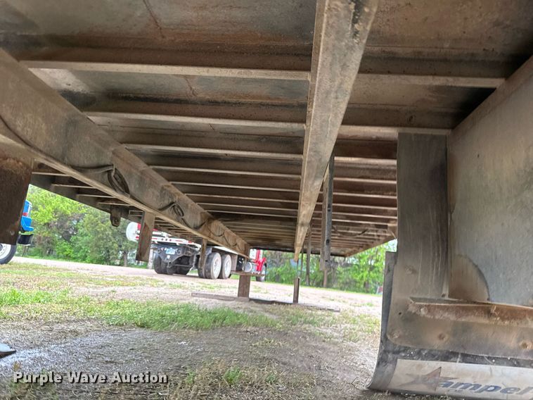 image for item EQ1485 Flatbed