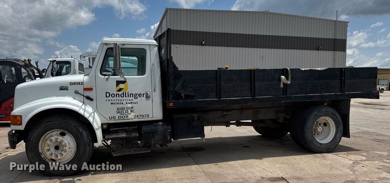 image for item EQ1497 1998 International 4700 dump flatbed truck