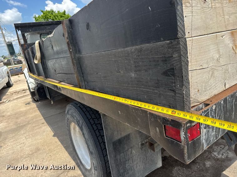 image for item EQ1497 1998 International 4700 dump flatbed truck