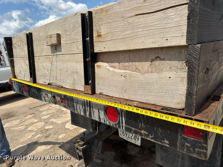 image for item EQ1497 1998 International 4700 dump flatbed truck