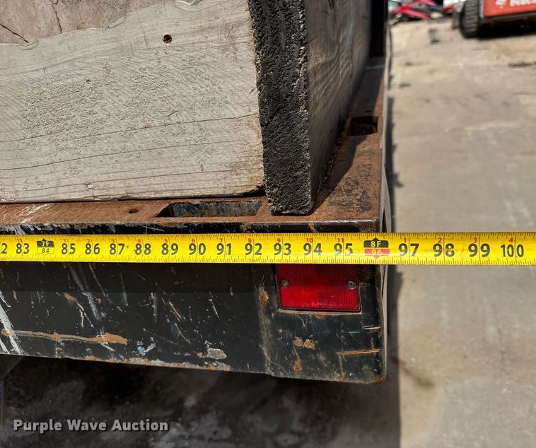 image for item EQ1497 1998 International 4700 dump flatbed truck