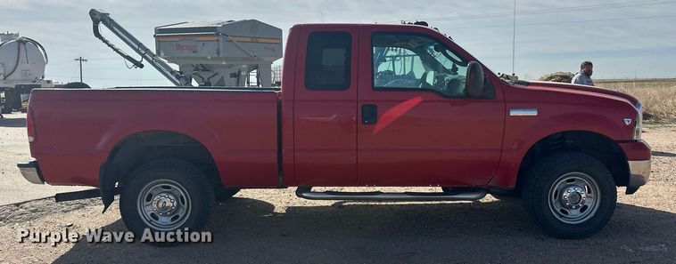 image for item EQ4646 2005 Ford F250 Super Duty  SuperCab pickup truck