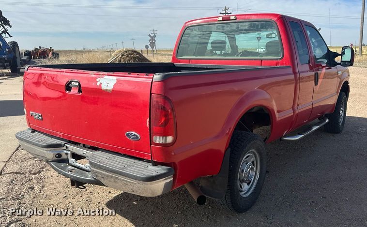 image for item EQ4646 2005 Ford F250 Super Duty  SuperCab pickup truck