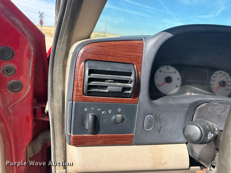 image for item EQ4646 2005 Ford F250 Super Duty  SuperCab pickup truck