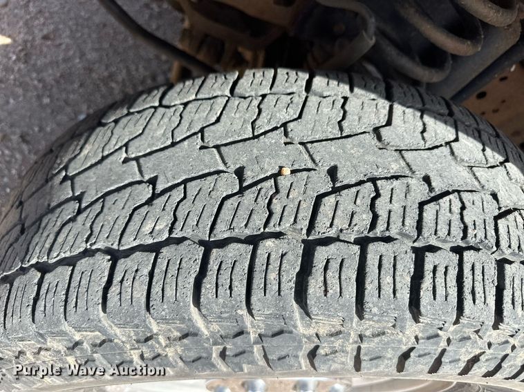 image for item EQ4646 2005 Ford F250 Super Duty  SuperCab pickup truck