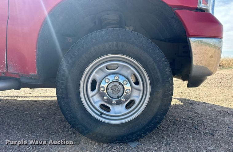 image for item EQ4646 2005 Ford F250 Super Duty  SuperCab pickup truck