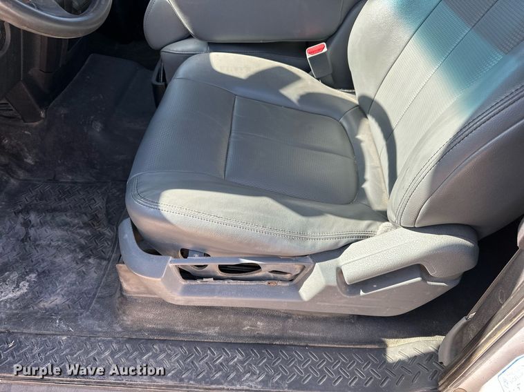 image for item EQ4673 2014 Ford F150 SuperCab pickup truck