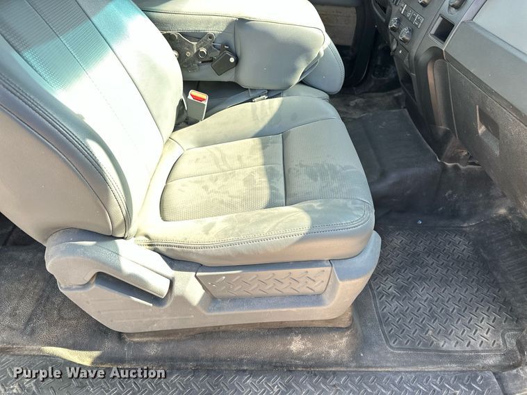 image for item EQ4673 2014 Ford F150 SuperCab pickup truck