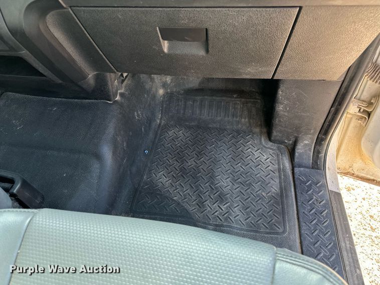 image for item EQ4673 2014 Ford F150 SuperCab pickup truck