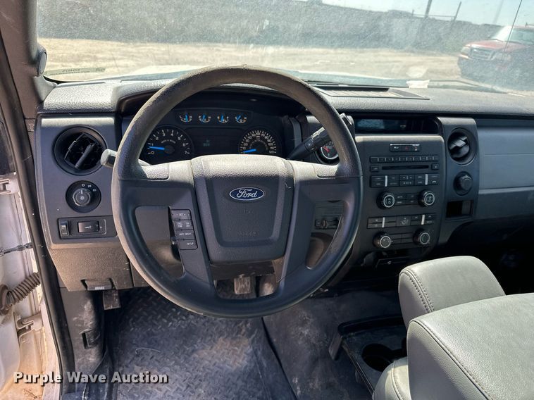 image for item EQ4675 2013 Ford F150 SuperCab pickup truck