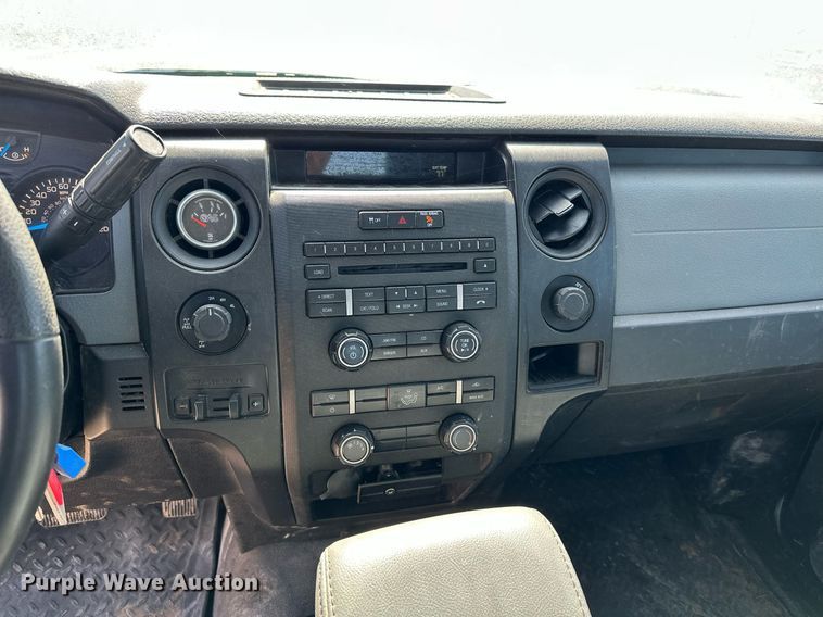 image for item EQ4675 2013 Ford F150 SuperCab pickup truck