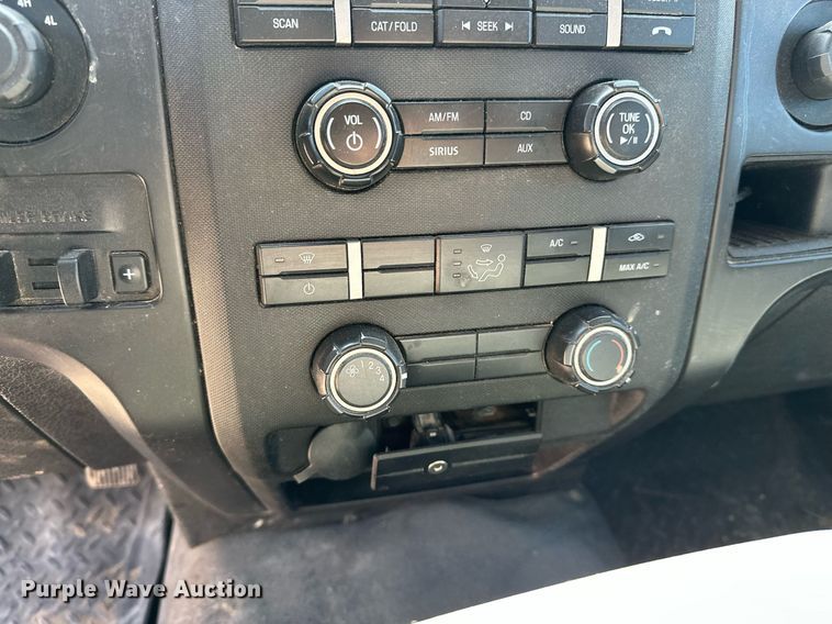 image for item EQ4675 2013 Ford F150 SuperCab pickup truck