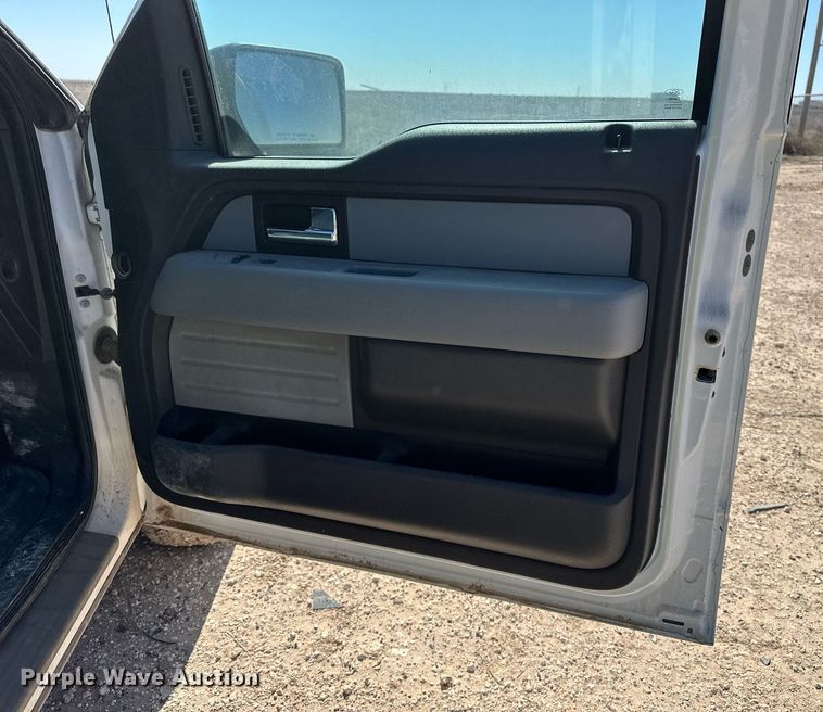 image for item EQ4675 2013 Ford F150 SuperCab pickup truck