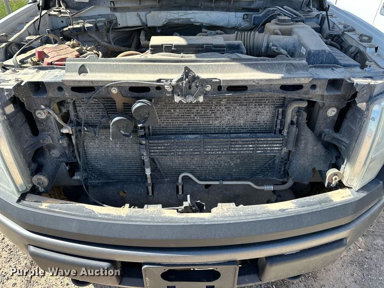 image for item EQ4675 2013 Ford F150 SuperCab pickup truck