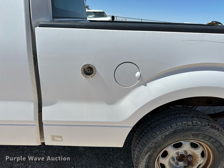 image for item EQ4676 2012 Ford F150 SuperCab pickup truck