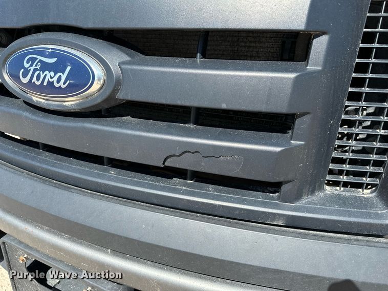 image for item EQ4676 2012 Ford F150 SuperCab pickup truck