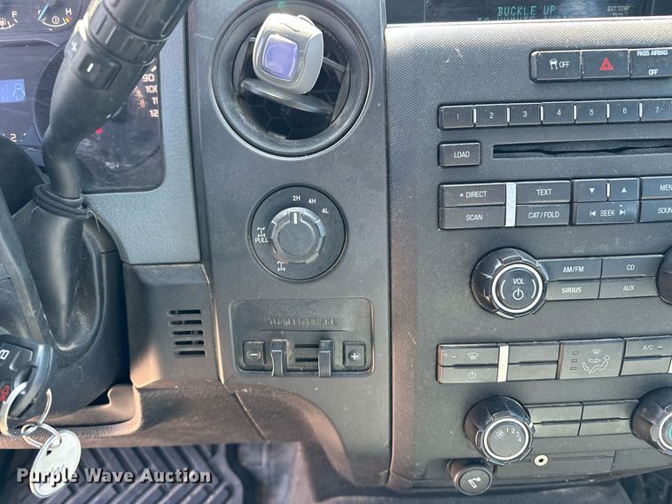 image for item EQ4676 2012 Ford F150 SuperCab pickup truck