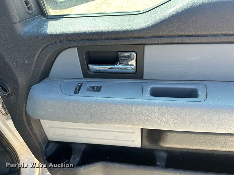 image for item EQ4676 2012 Ford F150 SuperCab pickup truck