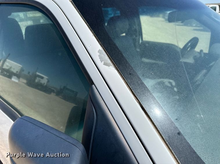 image for item EQ4677 2012 Ford F150 SuperCab pickup truck