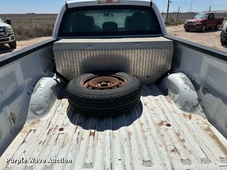 image for item EQ4677 2012 Ford F150 SuperCab pickup truck