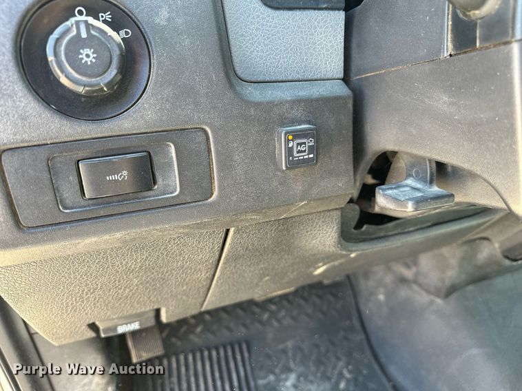 image for item EQ4677 2012 Ford F150 SuperCab pickup truck