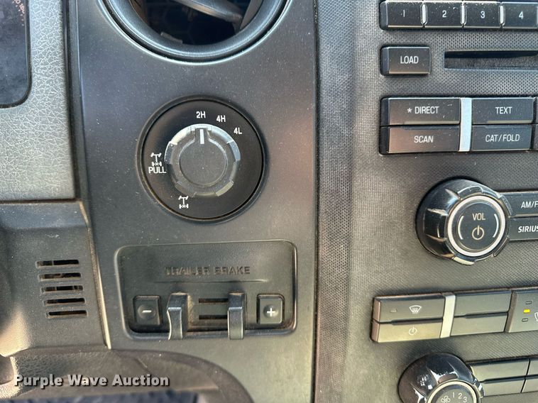 image for item EQ4677 2012 Ford F150 SuperCab pickup truck