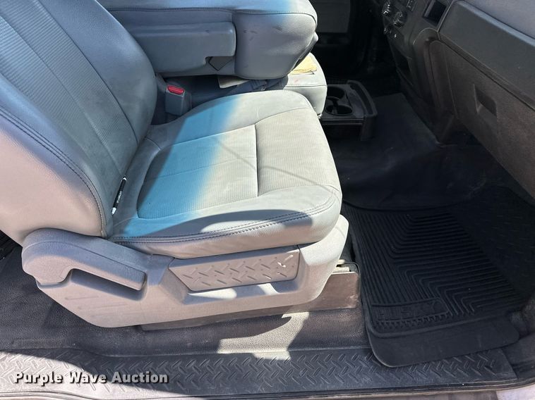 image for item EQ4677 2012 Ford F150 SuperCab pickup truck