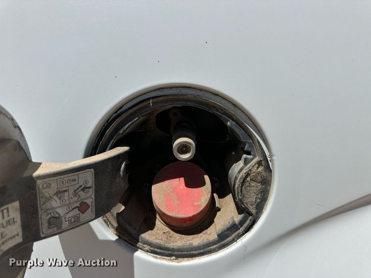 image for item EQ4680 2013 Ford F150 SuperCab pickup truck