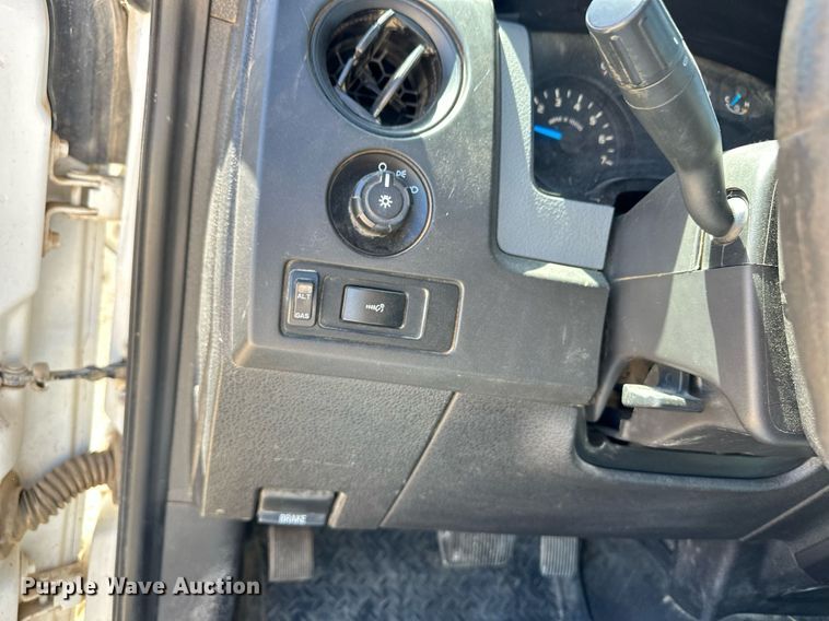 image for item EQ4680 2013 Ford F150 SuperCab pickup truck