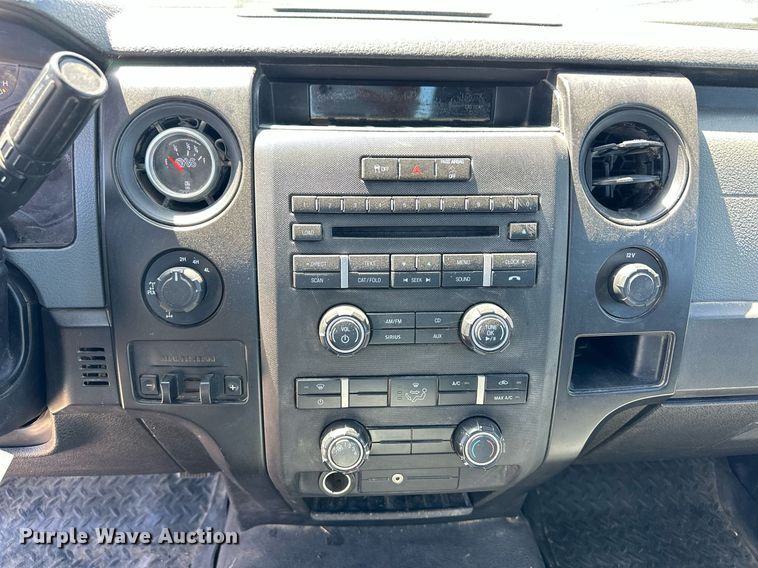 image for item EQ4680 2013 Ford F150 SuperCab pickup truck