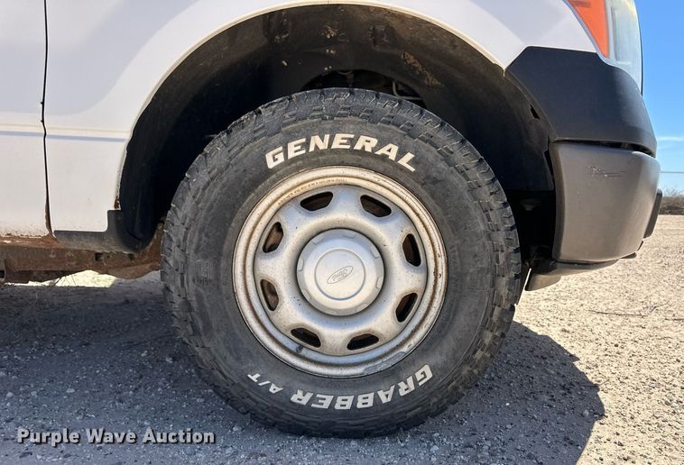 image for item EQ4680 2013 Ford F150 SuperCab pickup truck