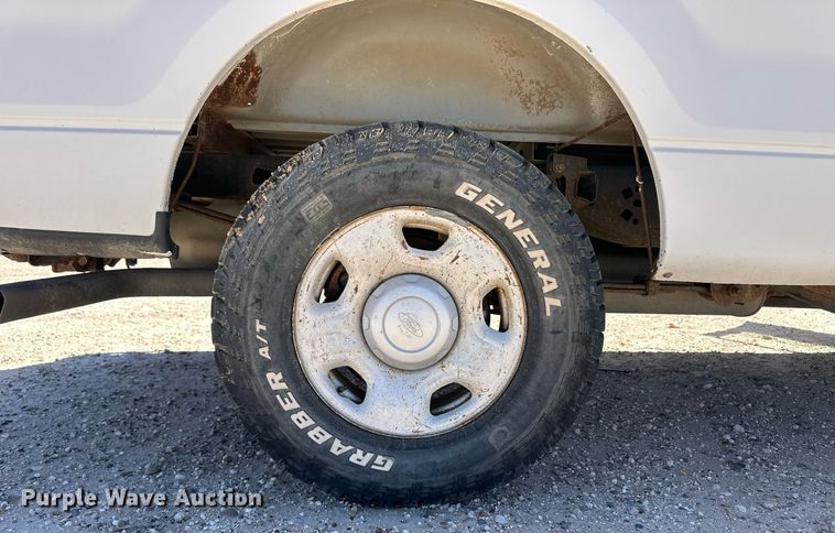 image for item EQ4680 2013 Ford F150 SuperCab pickup truck