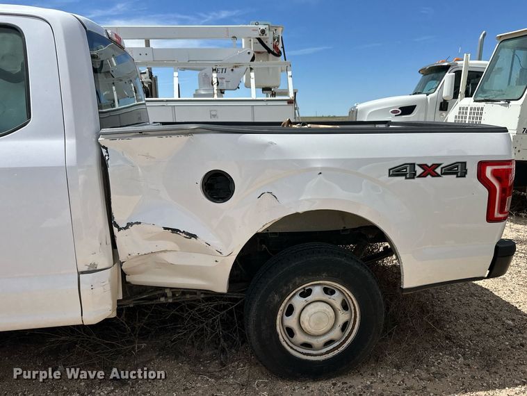 image for item EQ4683 2015 Ford F150 SuperCab pickup truck