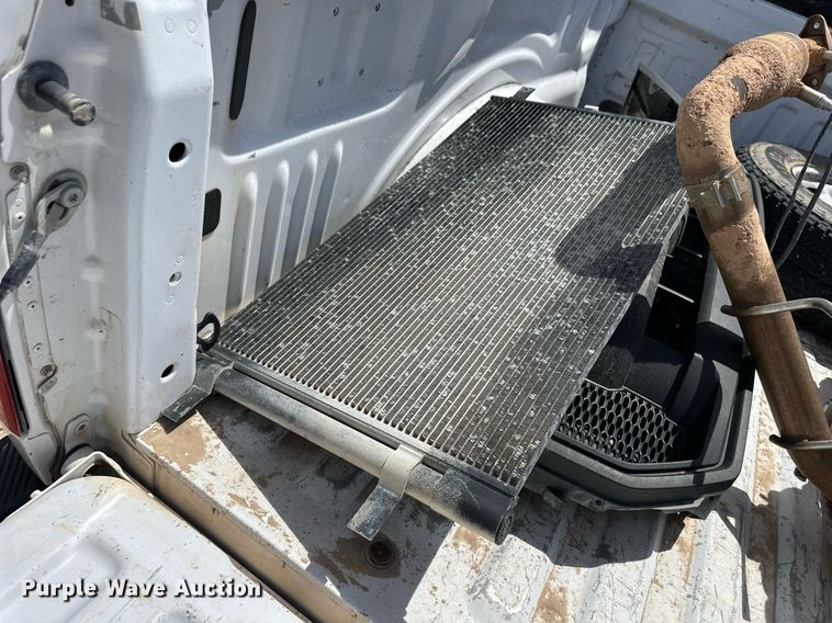 image for item EQ4683 2015 Ford F150 SuperCab pickup truck